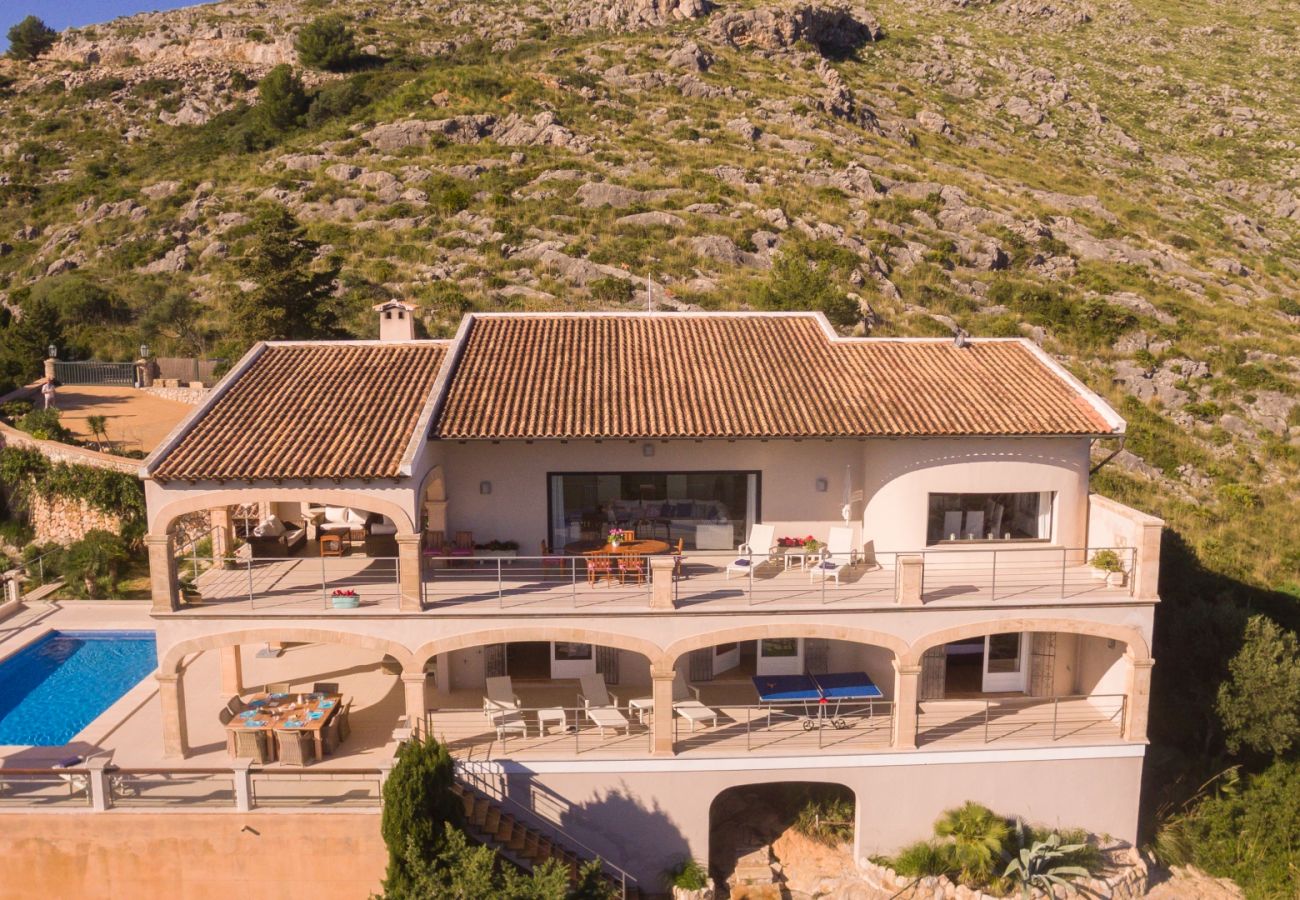 Villa en Puerto Pollensa - Atalaya El Vila