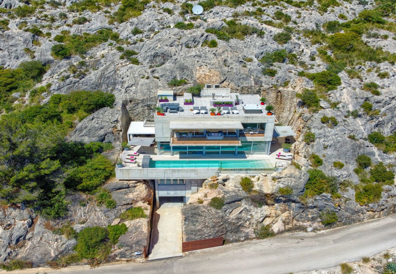 Villa in Pollensa / Pollença - Rock Villa